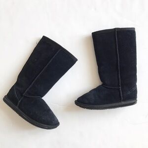 EMU Australia black suede boots GUC - light staining by toes and heel size 12
